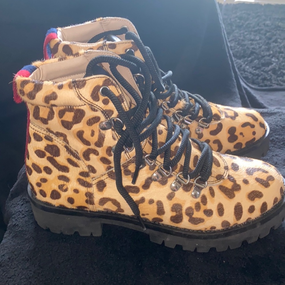 STEVE MADDEN LEOPARD BOOTS!!!